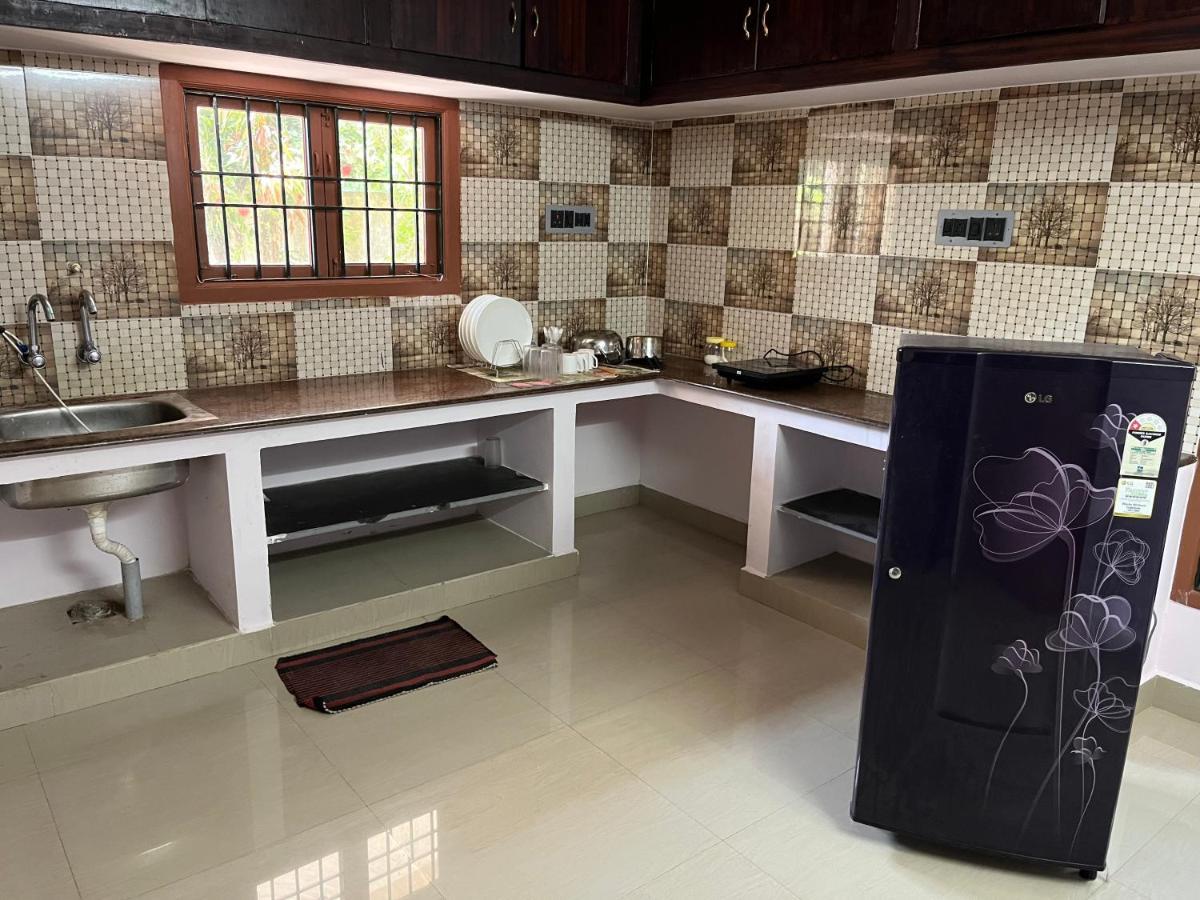 Tulip Villa 3Bhk 2Bhk And 1Bhk Located Near Chunnambar Boat House And Paradise Beach Pūrnānkuppam Exterior foto